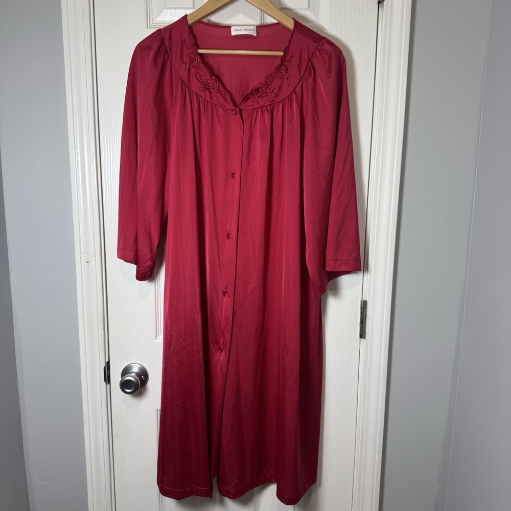 Vintage Shadow Line Red Silky Rose Embroidered Robe Neckline Nightgown 1x XL